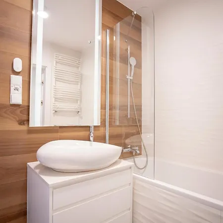 Pomorska 8 Апартаменты *